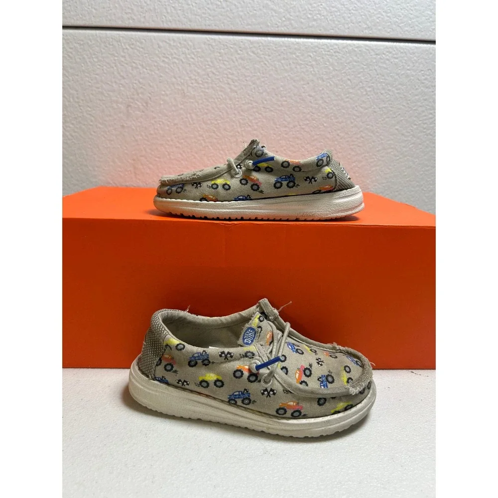 Hey Dude Wally Shoes Size Tan Monster Truck Print Slip On Loafer 10c #2639